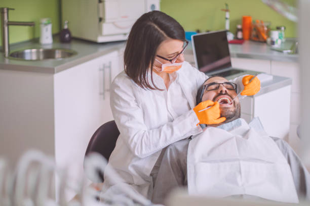 Best Emergency Dental Extractions in Carlinvle, IL